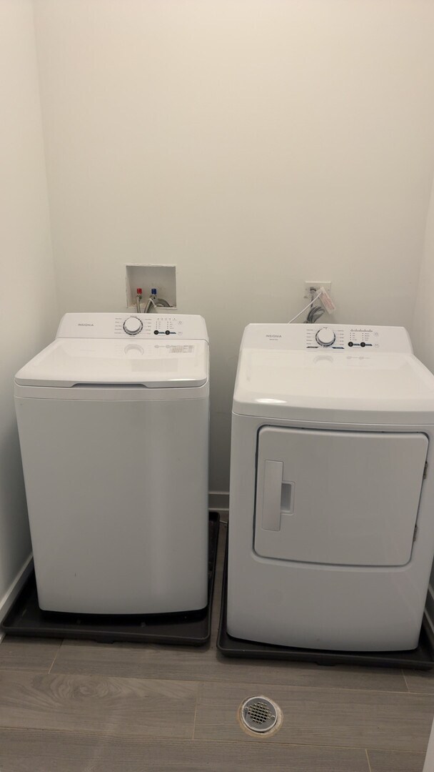 Building Photo - 22 N Parkside Ave