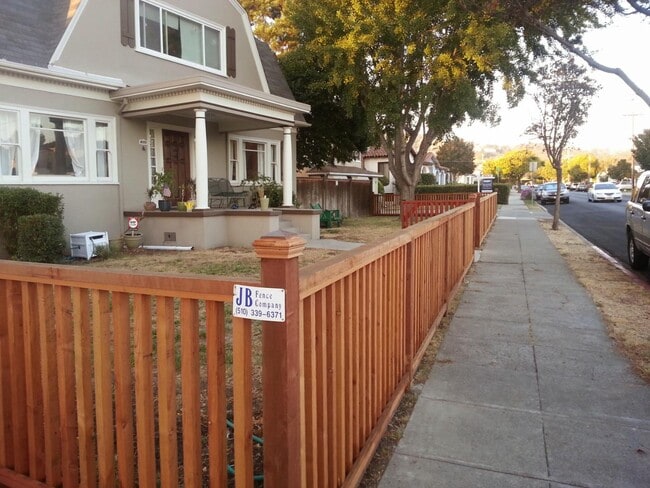 Building Photo - 1010 Dutton Ave