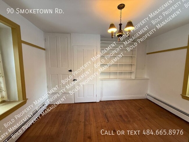 Building Photo - 90 Smoketown Rd