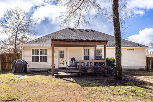 Building Photo - 50 Murrah Rd Ext