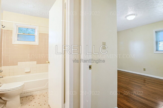 Building Photo - 4305 Norene Ln