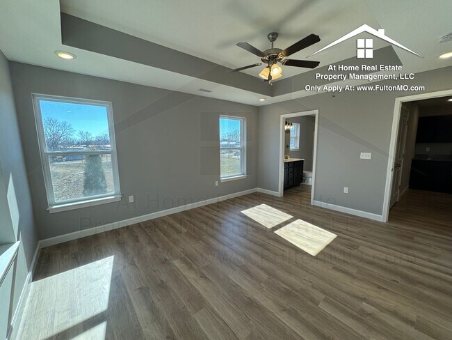 Building Photo - 2610 N Bluff St