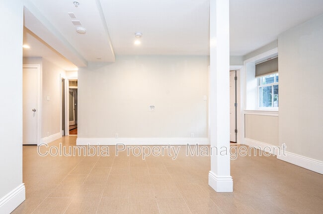 Building Photo - 1219 Q St NW