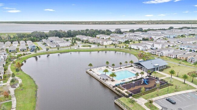 Building Photo - 635 Belgrove St