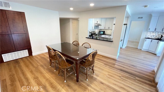 Building Photo - 2085 Arbor Cir