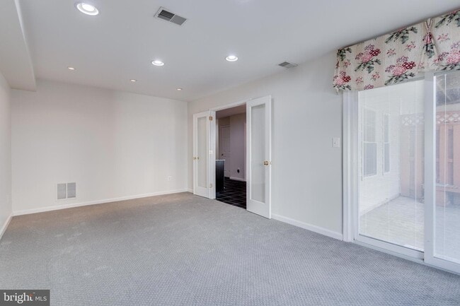 Building Photo - 20366 Cloverfield Terrace