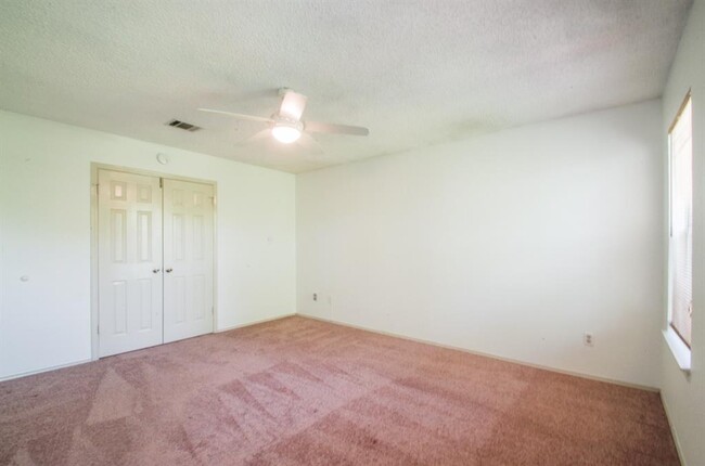 Building Photo - 12913 Marimba Trail