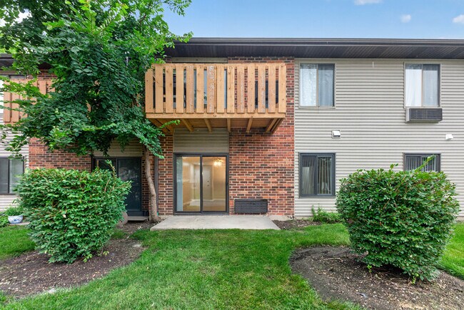 Building Photo - 718 Rodenburg Rd