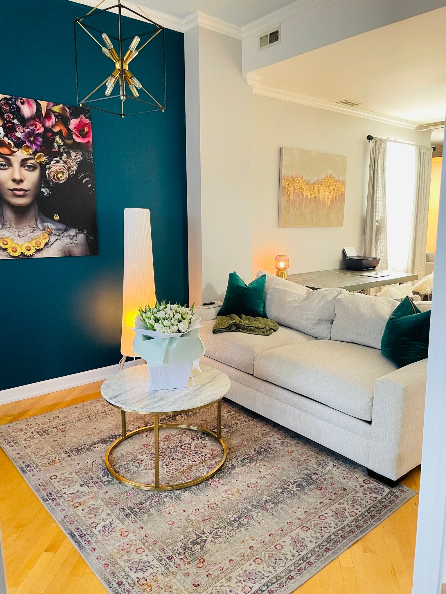 Beautiful accent wall - 1618 S Washtenaw Ave