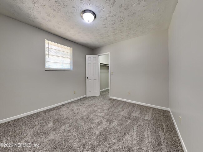 Building Photo - 8349 Pembrook Ct