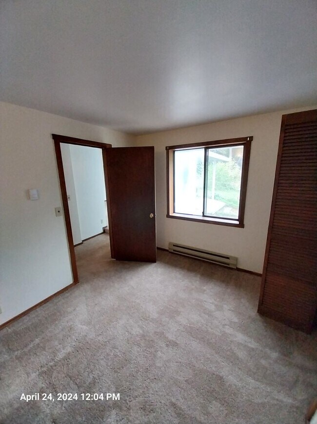 Building Photo - 19915 SW Muddy Valley Rd