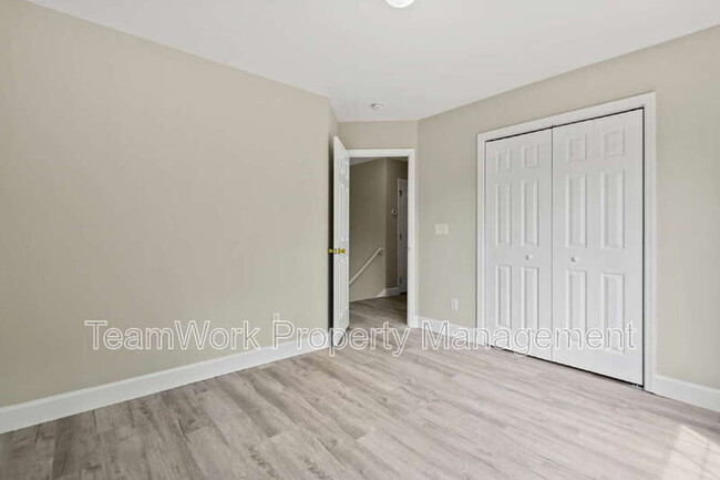 Building Photo - 311 Harriswood Ln