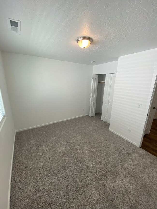 Building Photo - Newly Built 3 Bed, 2 Bath in Spokane Valley!