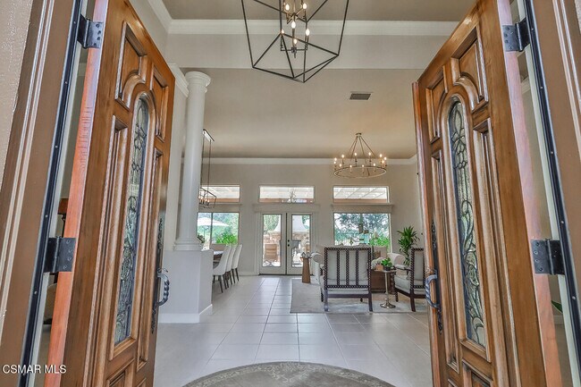Building Photo - 1808 Crystal View Cir