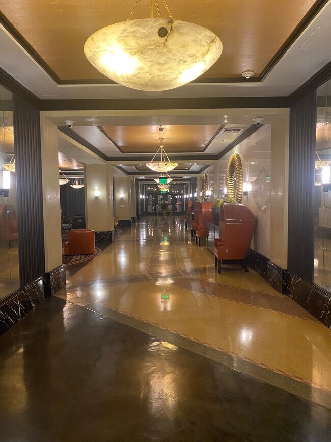 Building Photo - 849 S Broadway