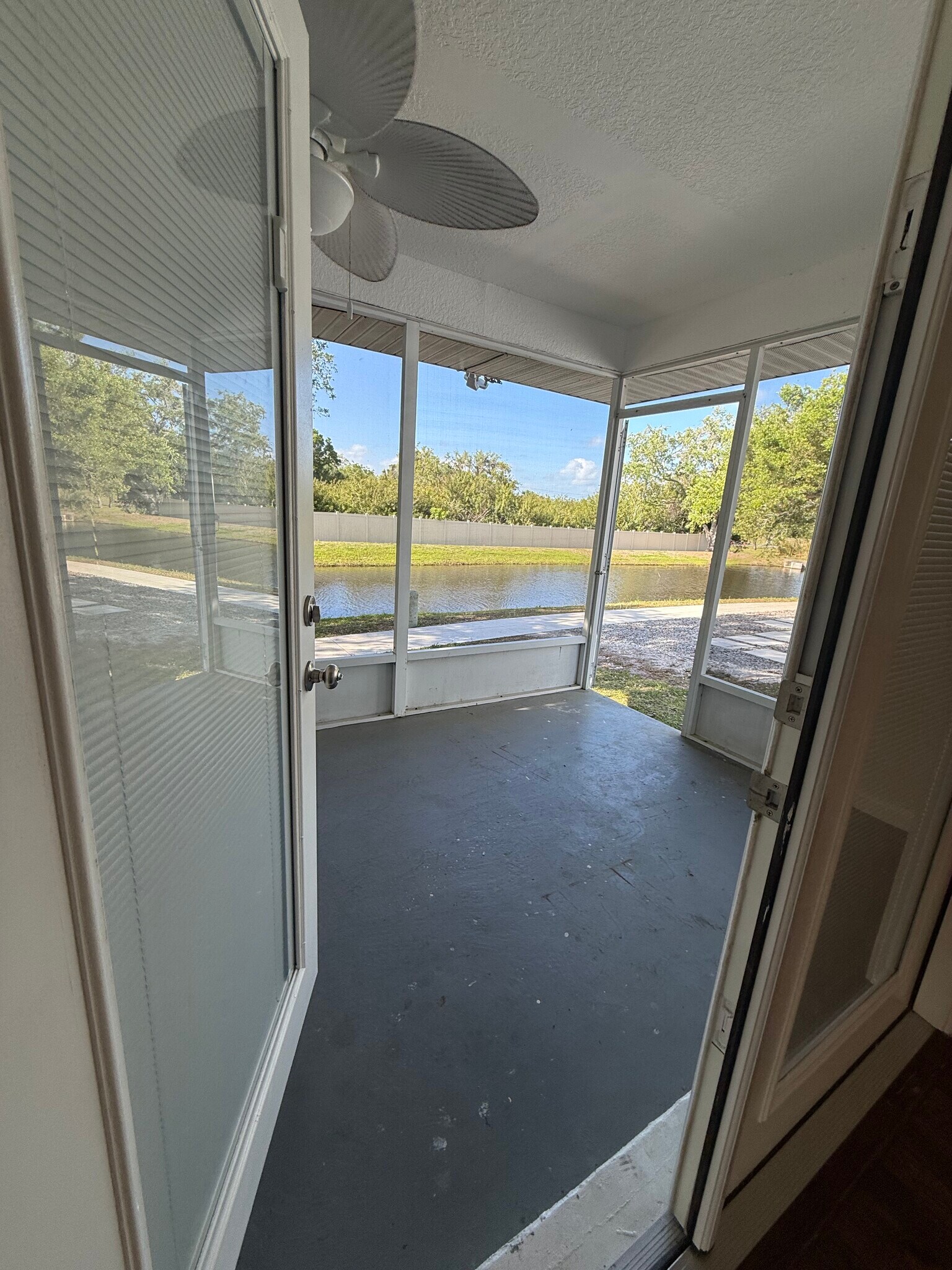 Building Photo - 107 58th St E