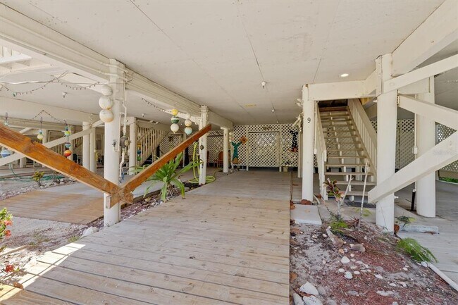 Building Photo - 9400 LITTLE GASPARILLA Is
