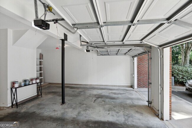 Building Photo - 206 Spring Heights Ln