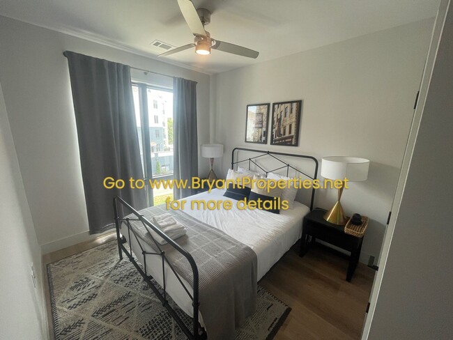 Building Photo - Nashville - Furnished 2-Bedroom Condo