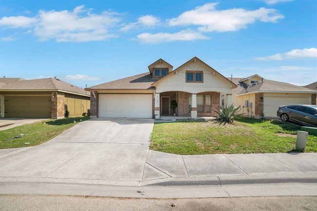 Building Photo - 15100 Parrish Ln