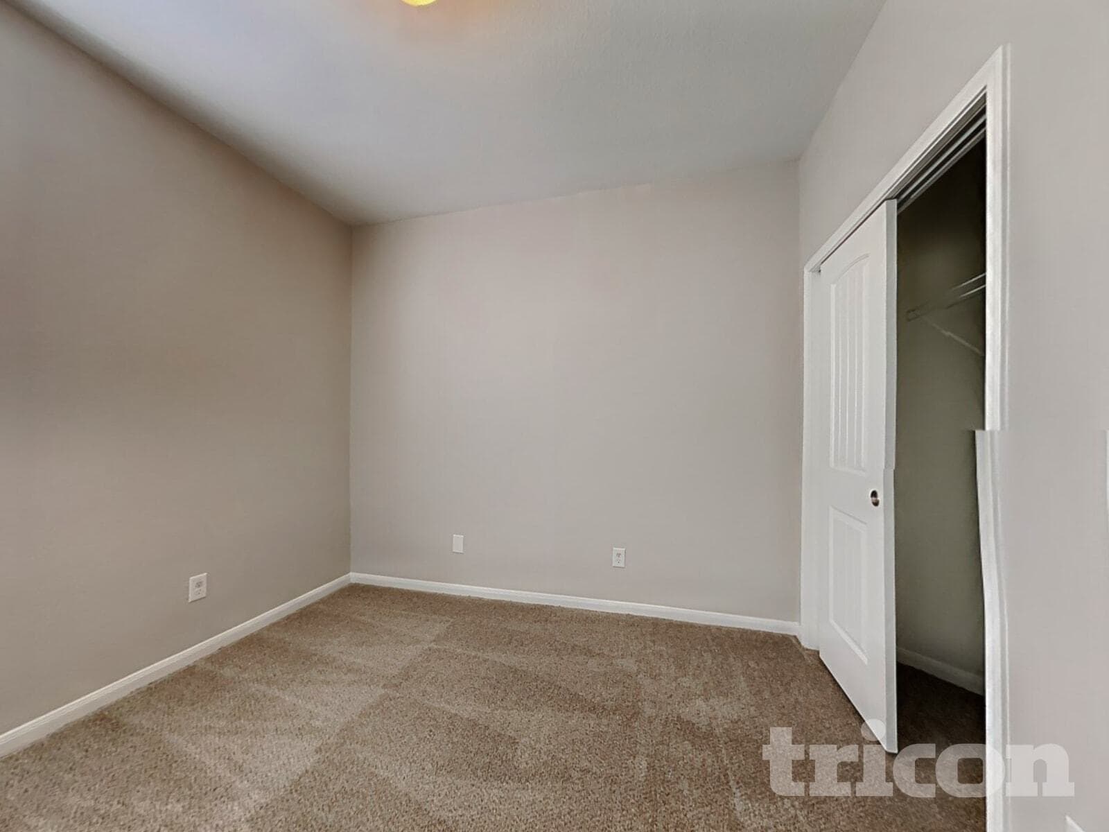 Building Photo - 410 Heatherton Hill Dr