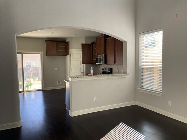 Building Photo - 3900 Kennedy Grace Ln