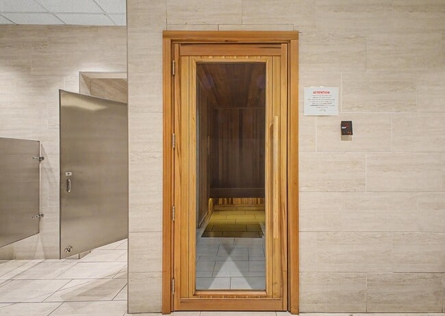 Building Photo - 7147 E Rancho Vista Dr