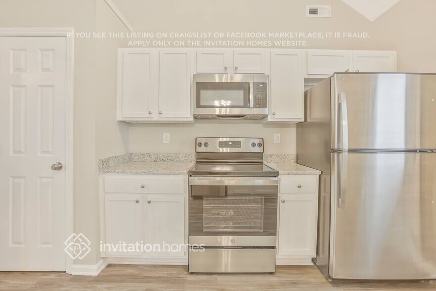 Building Photo - 442 Limerick Way