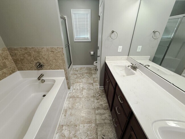 Building Photo - 268 Chatfield Dr.