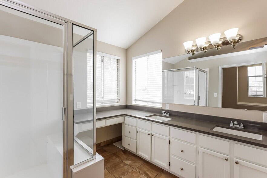 Building Photo - 2269 Bennion Heights Cir