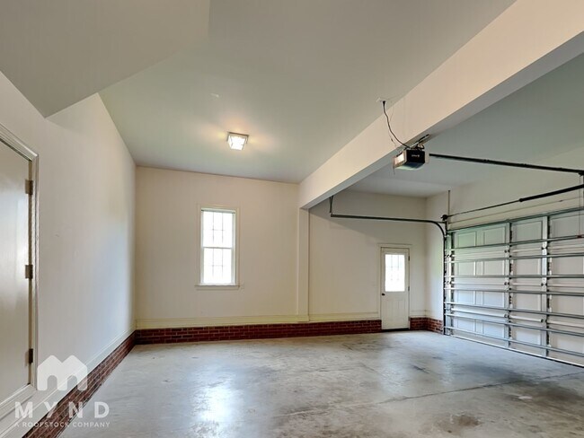 Building Photo - 50 Alvis Ct