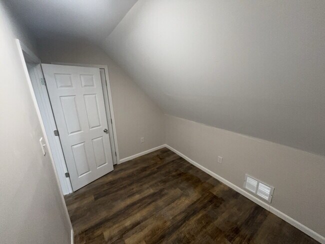 Building Photo - 2835 Lehman Rd
