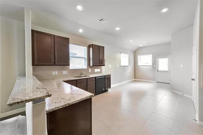 Building Photo - 3543 Paganini Pl