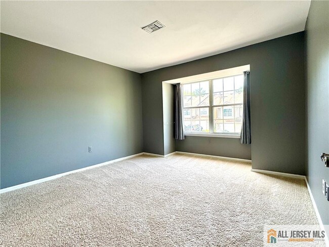 Building Photo - 7 Boyard Ct