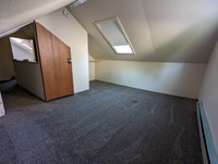 Building Photo - 1220 SW E Ave