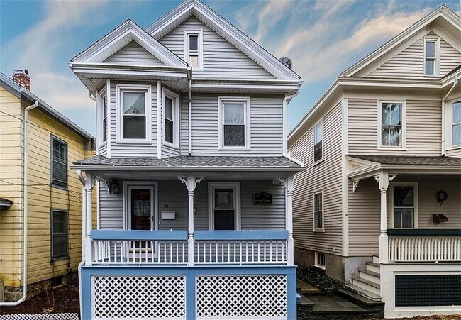 Building Photo - 18 Calvert St