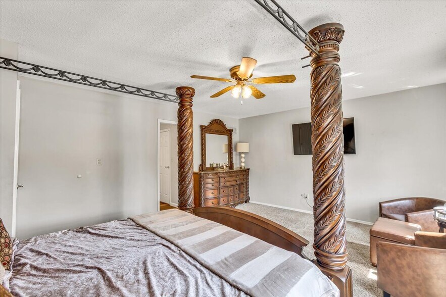 Building Photo - 1428 Hudson Lndg