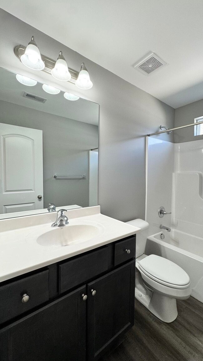 Building Photo - 2492 Feathersound Wy