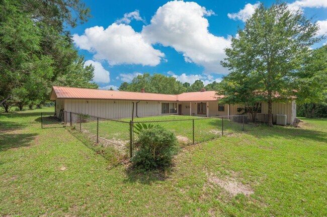 Building Photo - 803 Ingle Rd