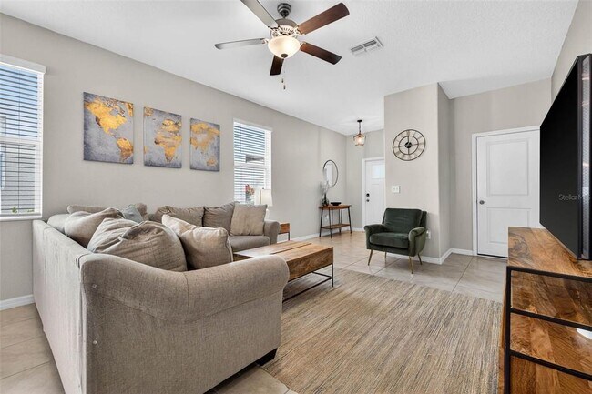 Building Photo - 10432 Shady Preserve Dr