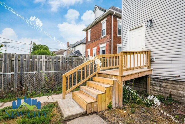 Building Photo - 53-55 Hawkes Avenue, Columbus, OH 43222