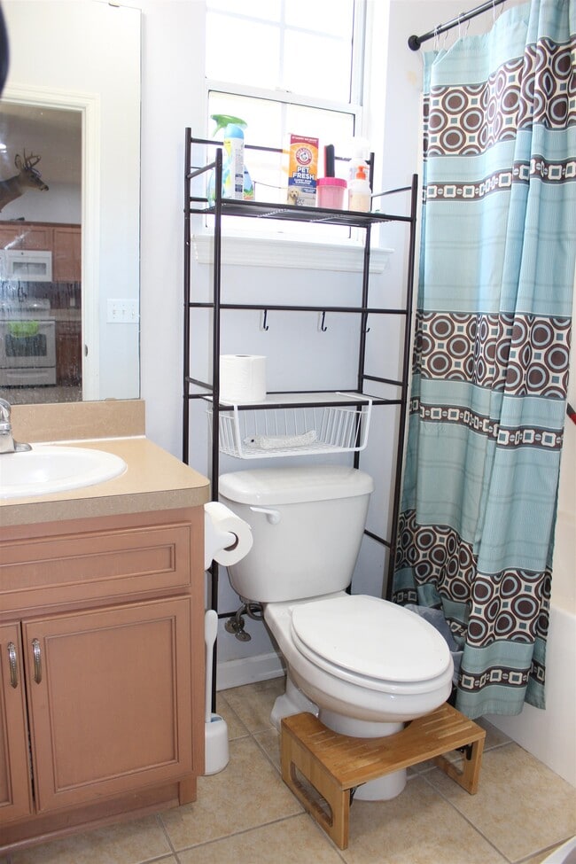 Building Photo - 682 Brooke Hampton Dr