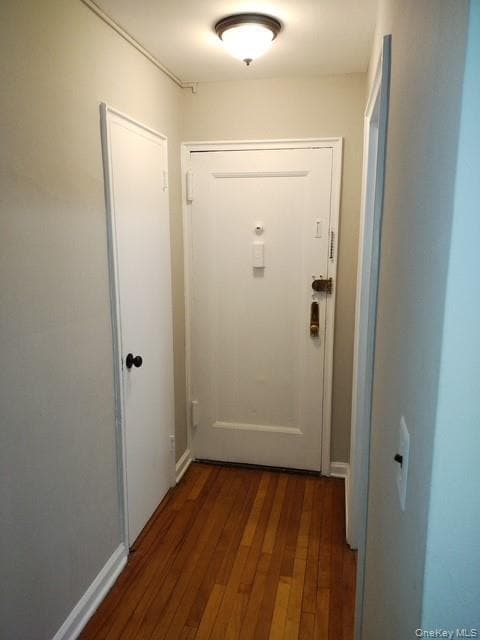 Building Photo - 320 S Broadway