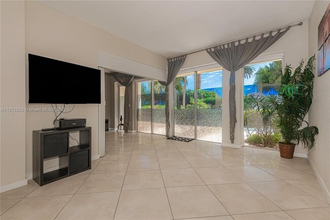 Building Photo - 11111 Biscayne Blvd