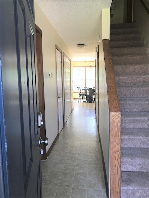 Building Photo - 1208 Priscilla Ln