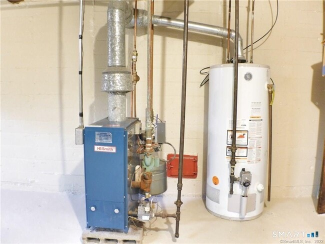 Building Photo - 70 Whitney Rd