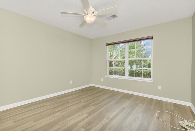 Building Photo - 764 Wilshire Ln