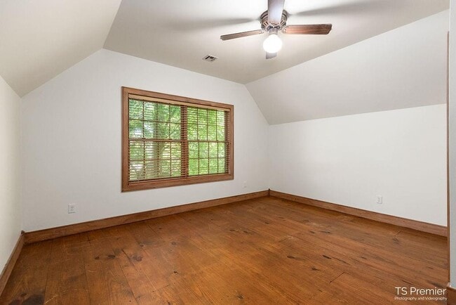 Building Photo - 50 Garvin Dr