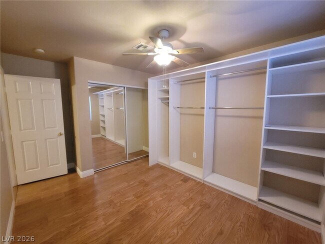 Building Photo - 8217 Broward Ln