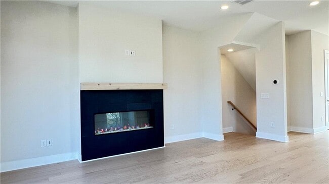 Building Photo - 2678 Evers Dr NE